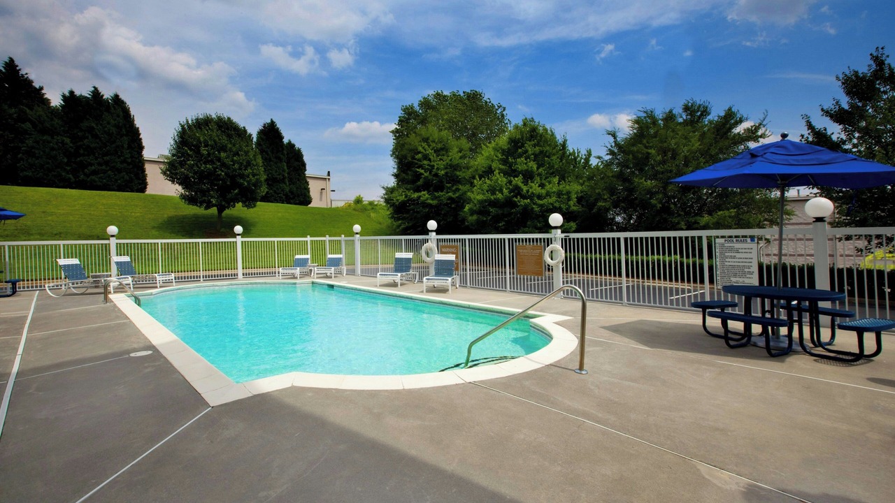 Photo of Outdoor in Pineville