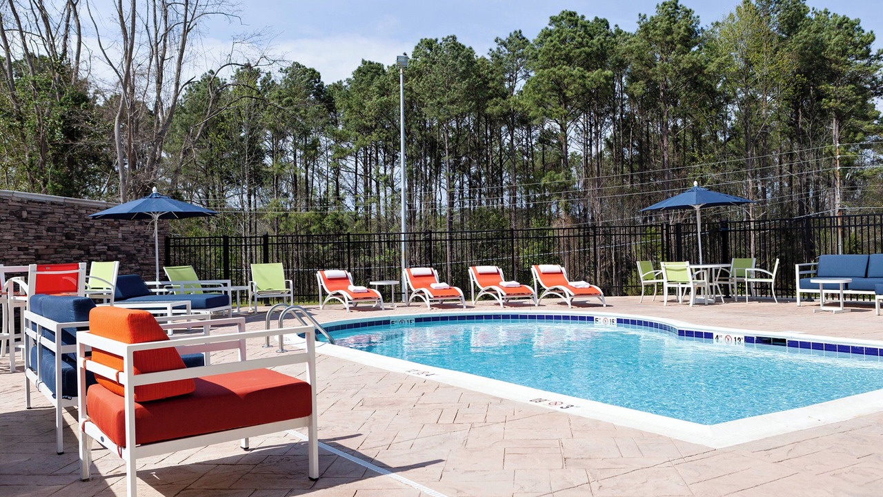 Photo of Outdoor in Rockingham