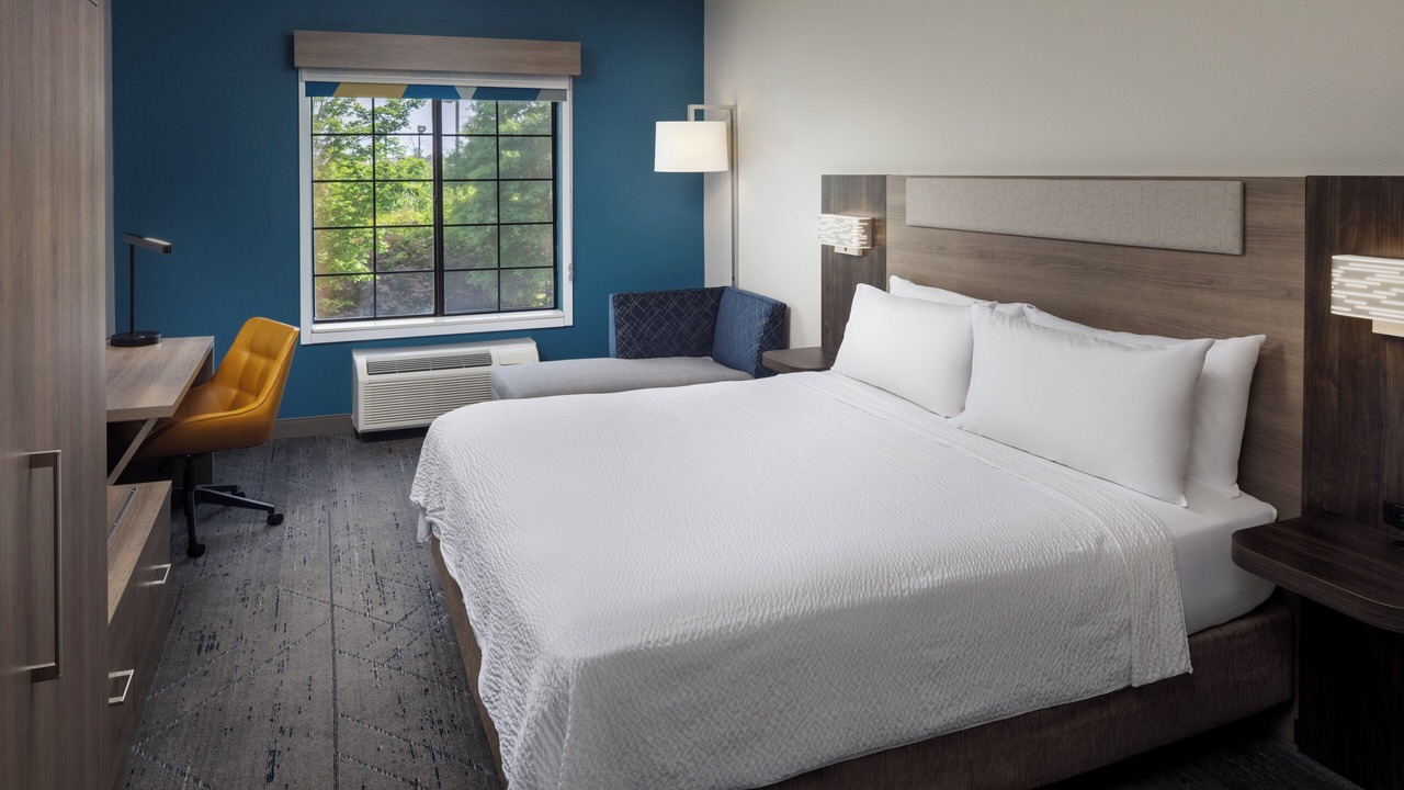 Photo of Bedroom in Albemarle