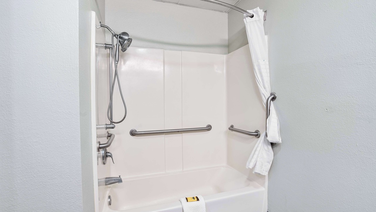 Photo of Bathroom in Sneads Ferry