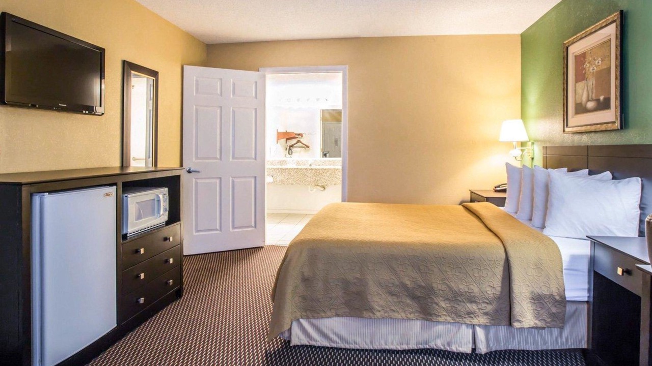 Photo of Bedroom in Andrews