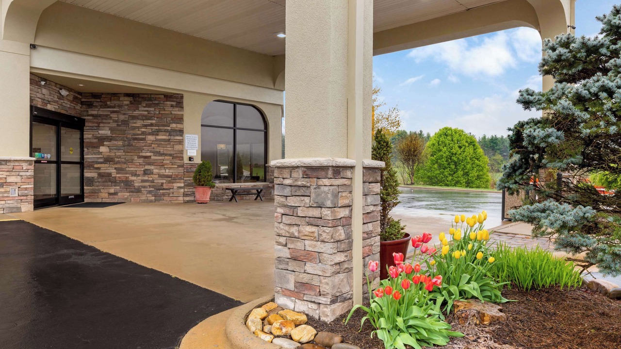 Photo of Outdoor in Mars Hill