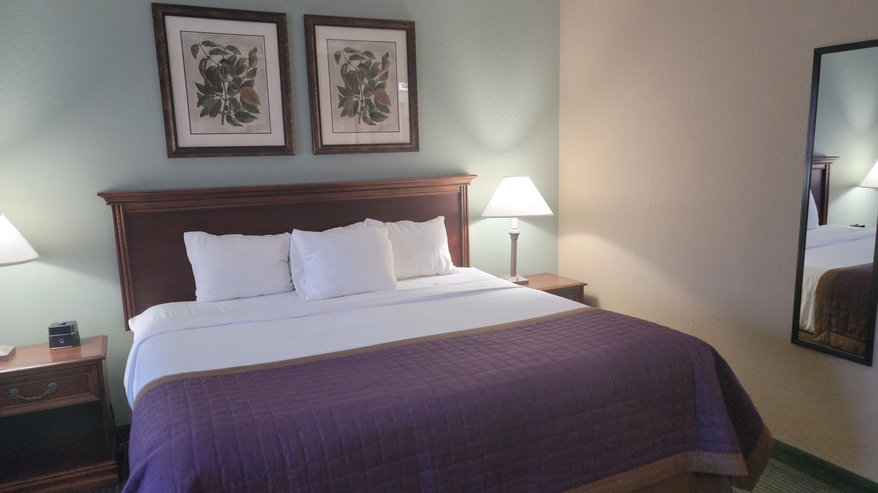 Photo of Bedroom in Cherokee