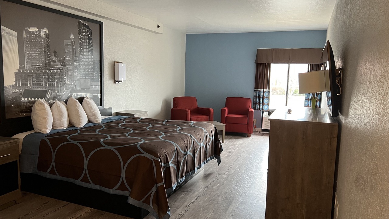 Photo of Bedroom in Clemmons
