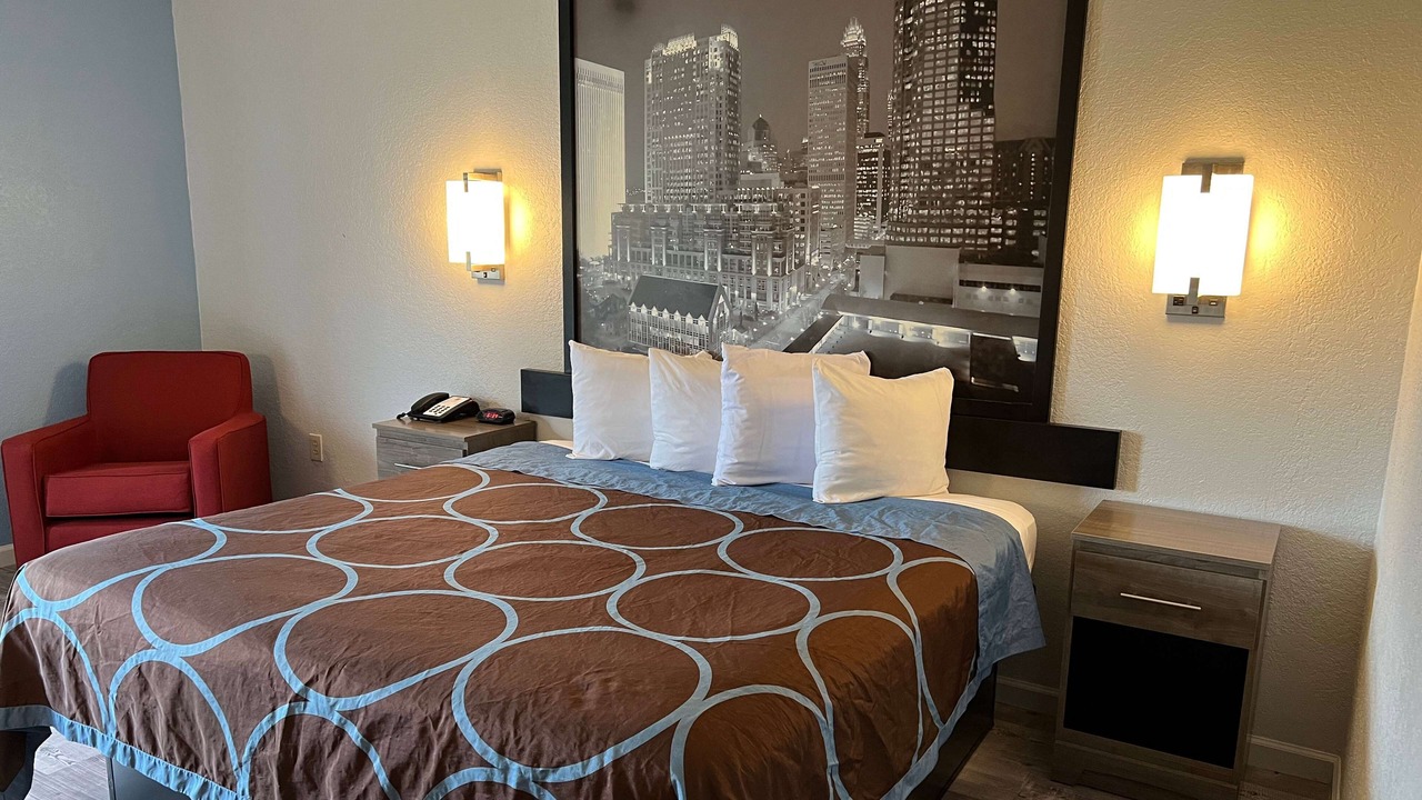 Photo of Bedroom in Clemmons