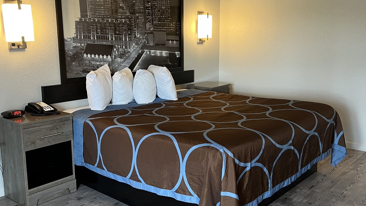 Photo of Bedroom in Clemmons
