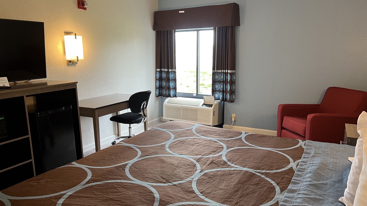 Photo of Bedroom in Clemmons