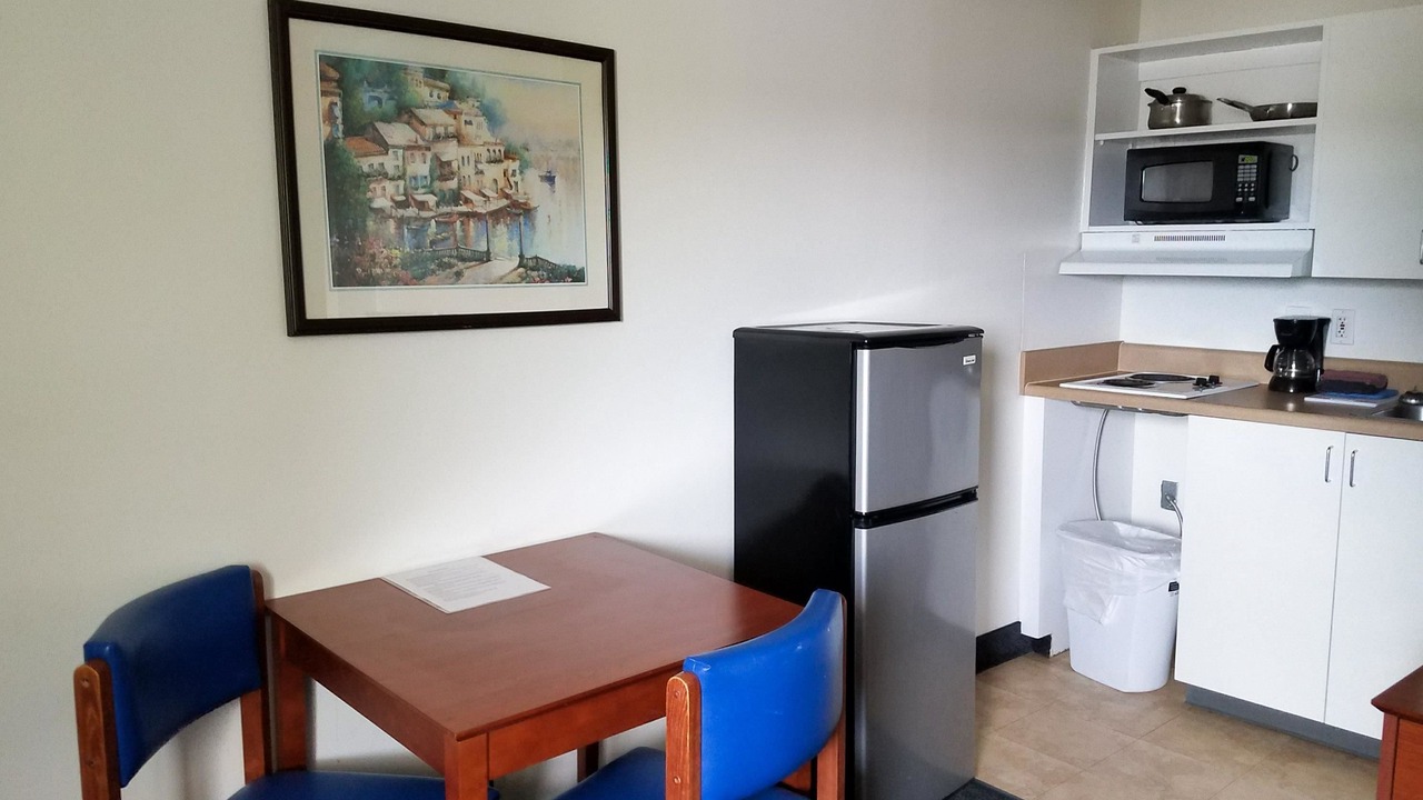 Photo of Livingroom in Terry Sanford
