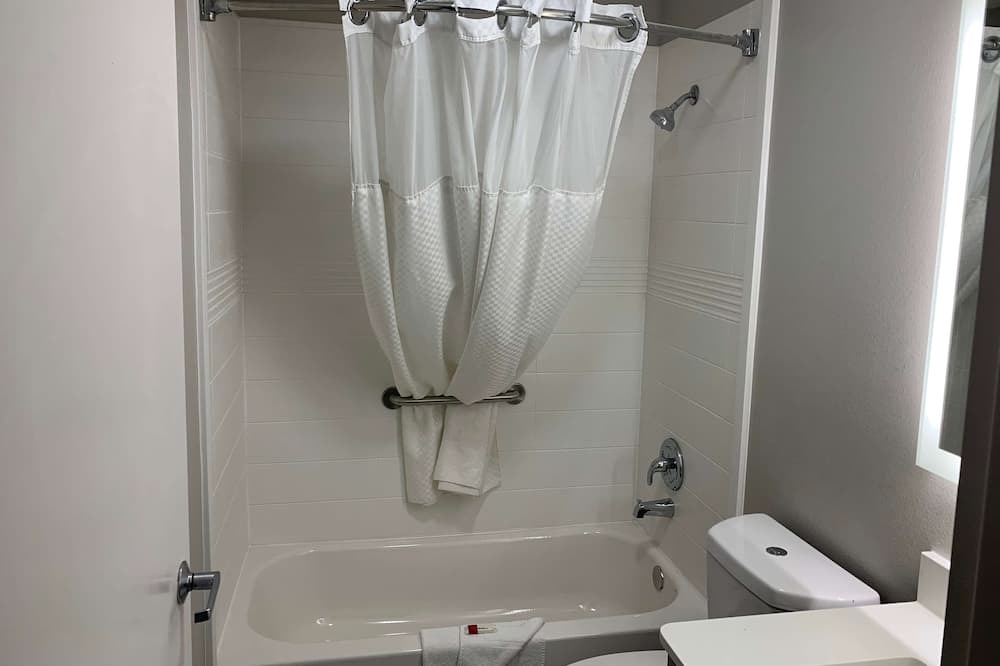Photo of Bathroom in Toddville Road