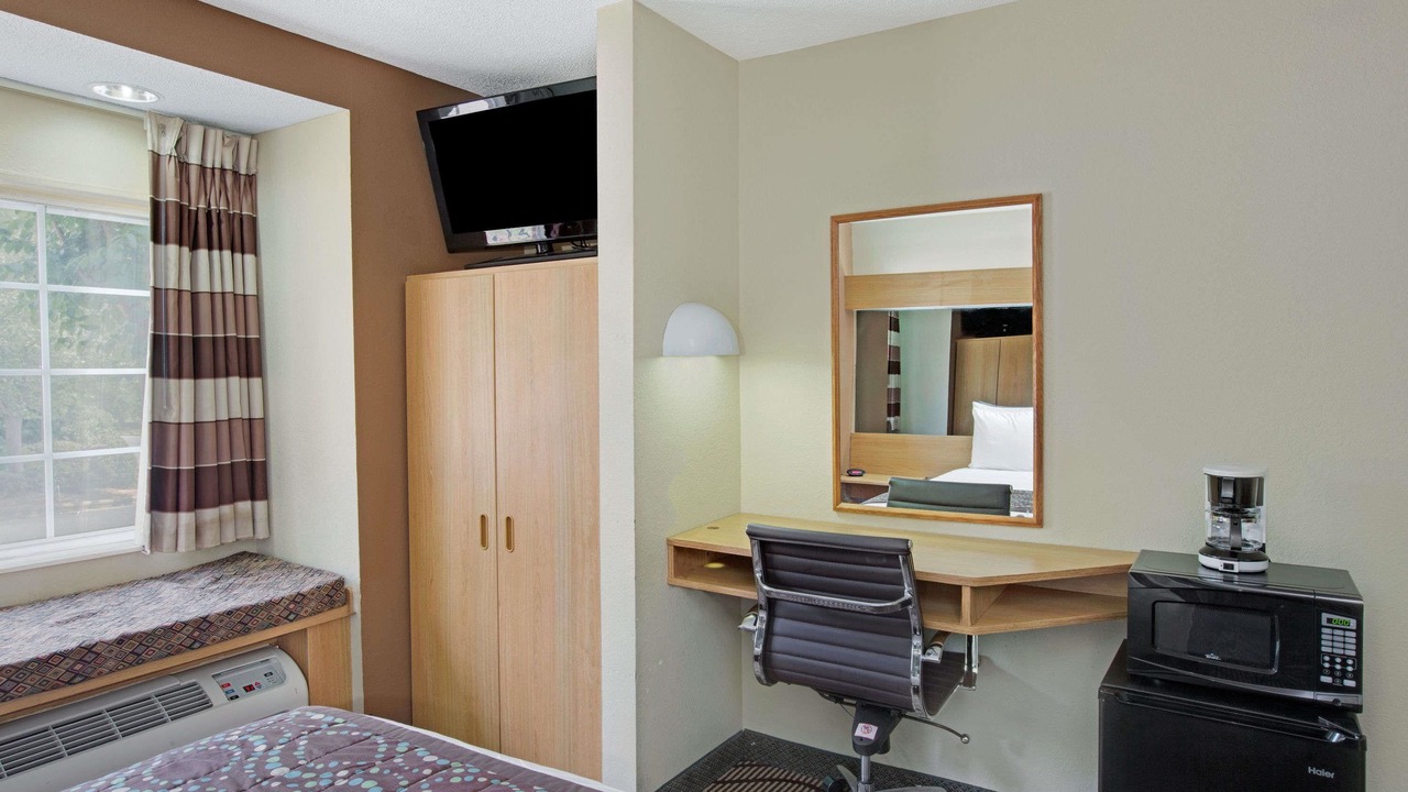 Photo of Bedroom in University Place