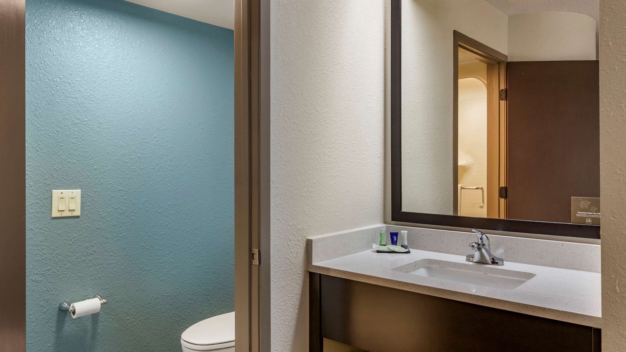 Photo of Bathroom in Cape Fear