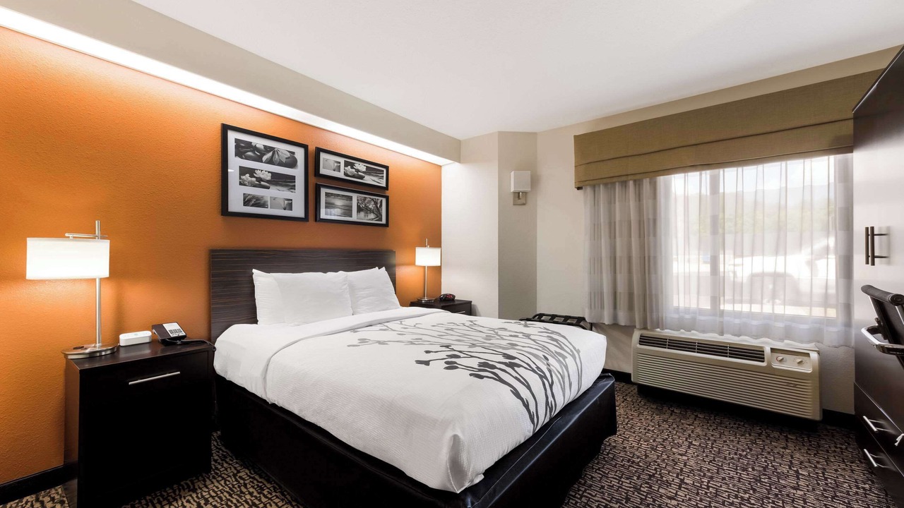 Photo of Bedroom in Kernersville