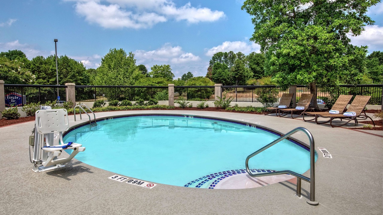 Photo of Outdoor in Matthews