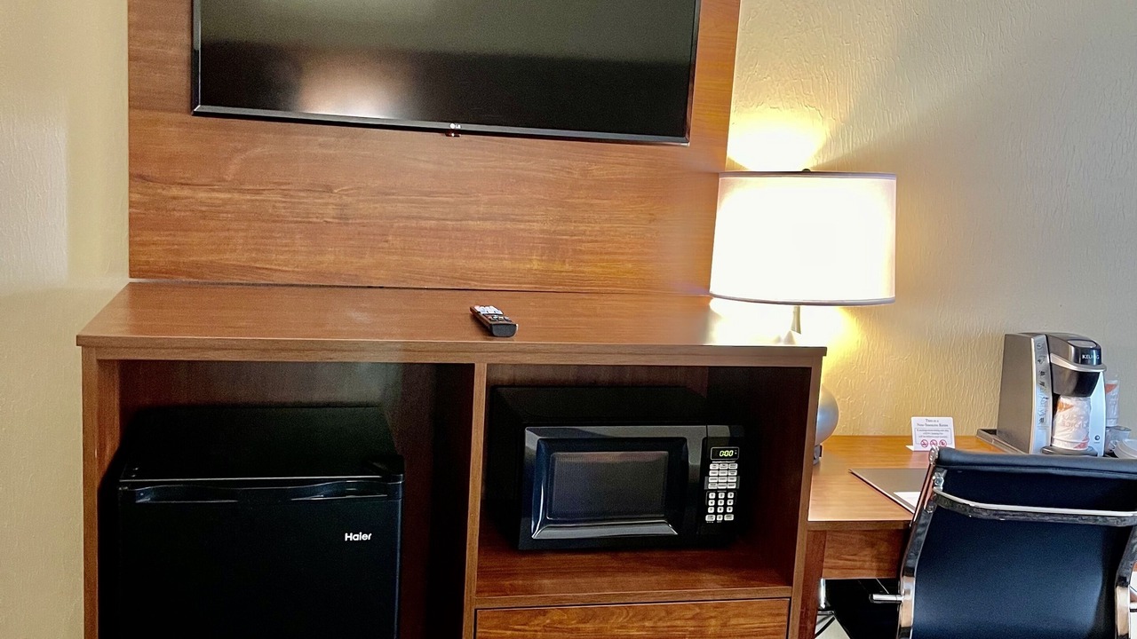 Photo of Bedroom in Flat Rock