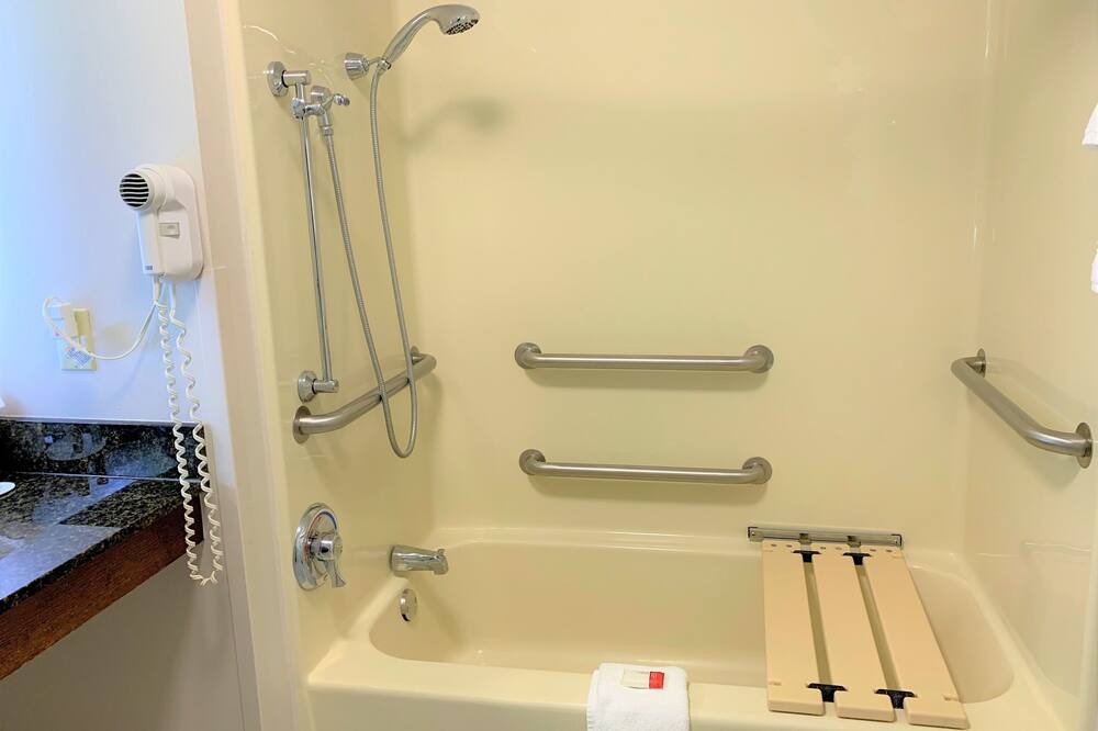 Photo of Bathroom in Eden