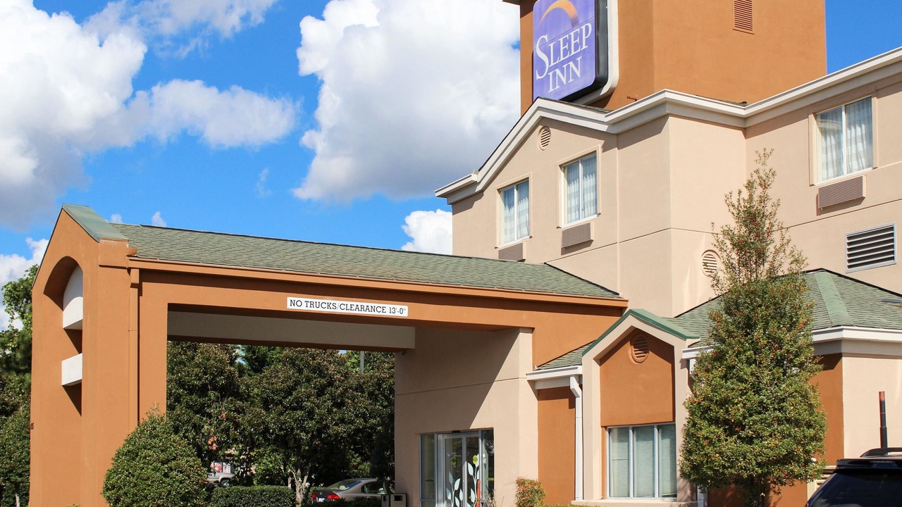 Photo of Buildings in Garner