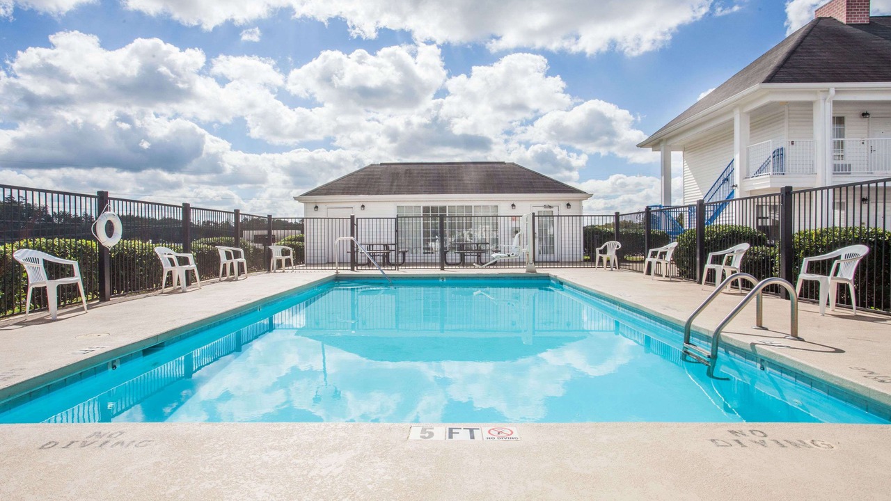Photo of Outdoor in Hickory