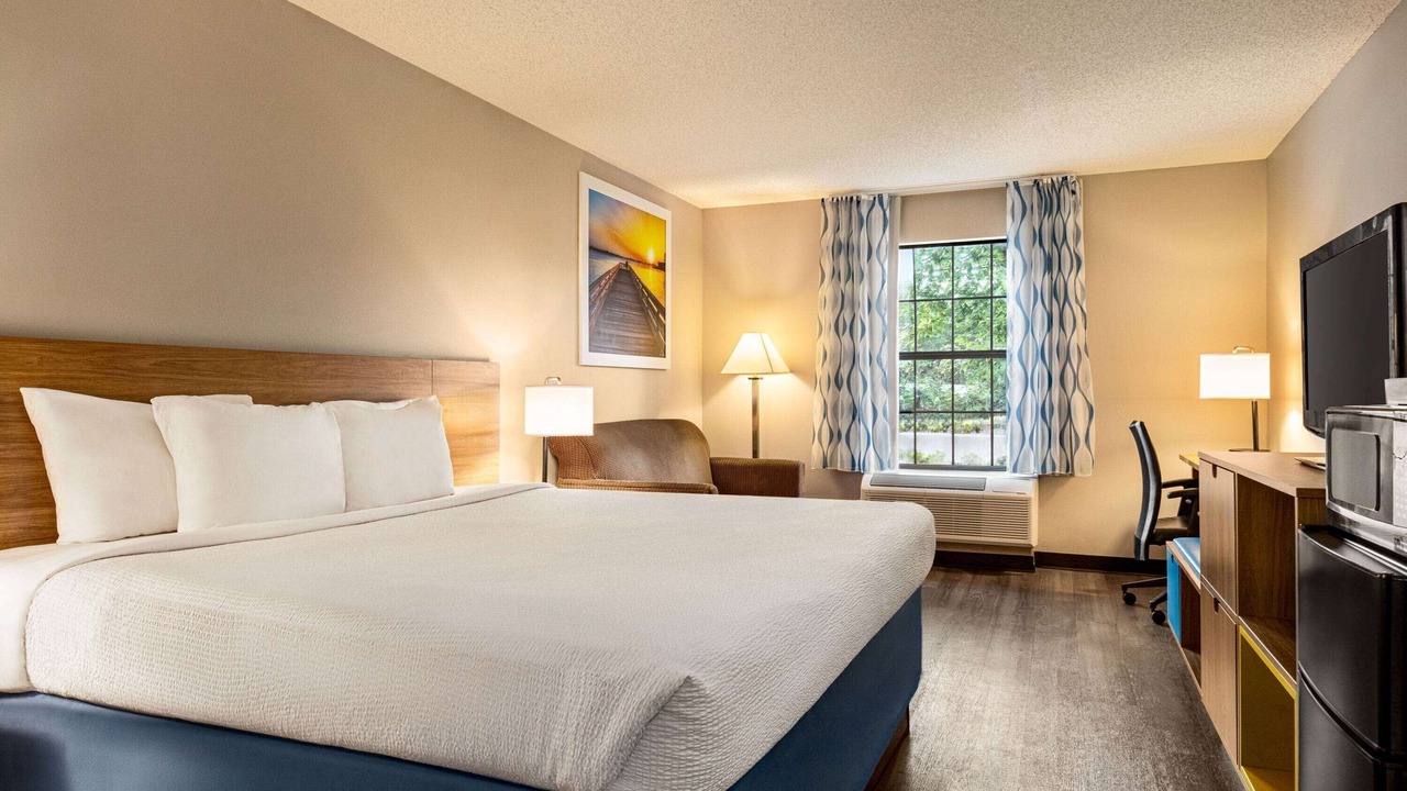 Photo of Bedroom in Shallotte