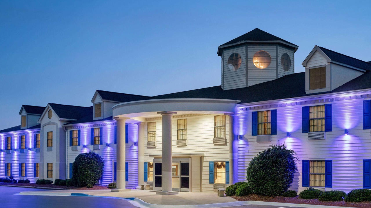Photo of Buildings in Shallotte
