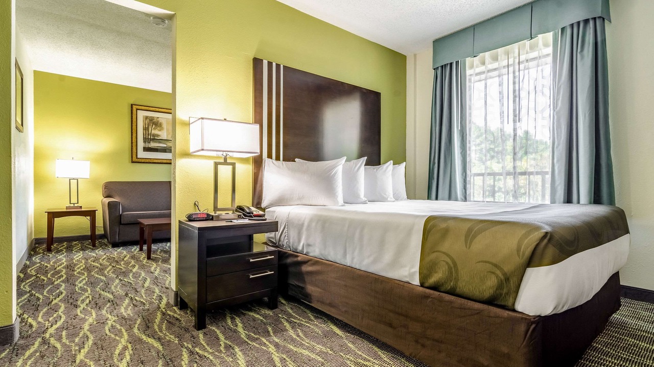 Photo of Bedroom in Creedmoor