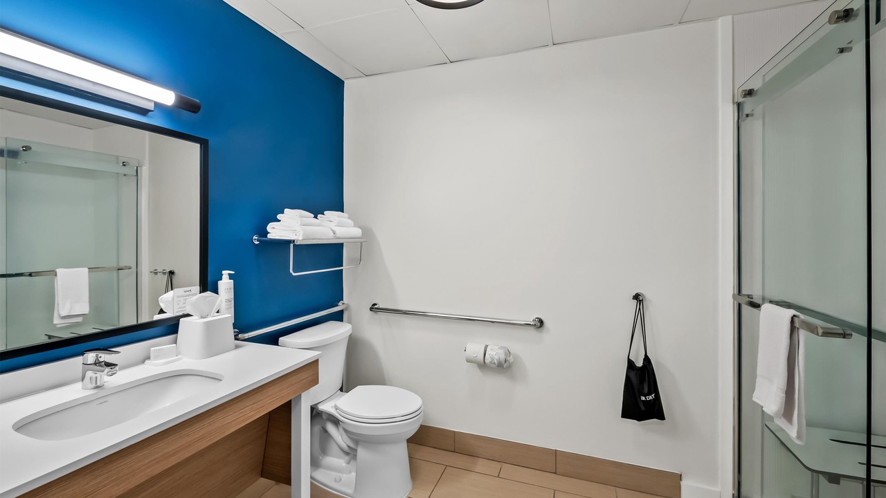 Photo of Bathroom in Pine Forest