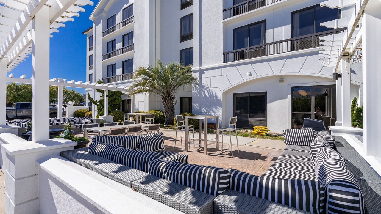 Photo of Patio Balcony in Pine Knoll Shores