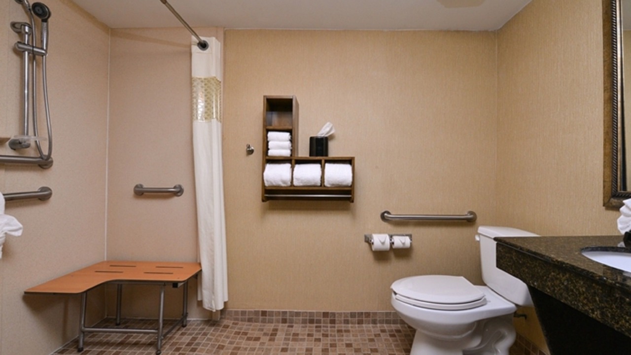 Photo of Bathroom in Pine Knoll Shores
