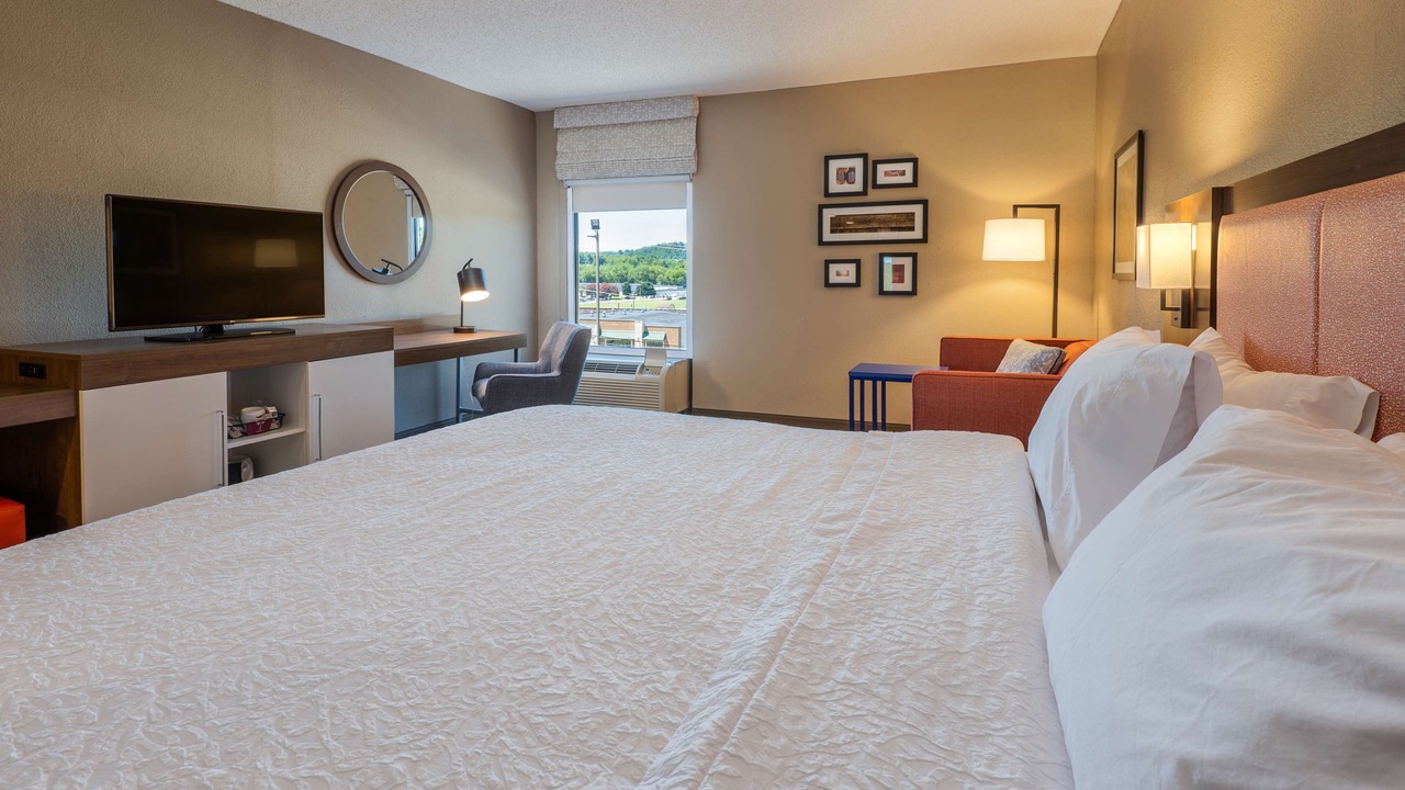 Photo of Bedroom in Wilkesboro