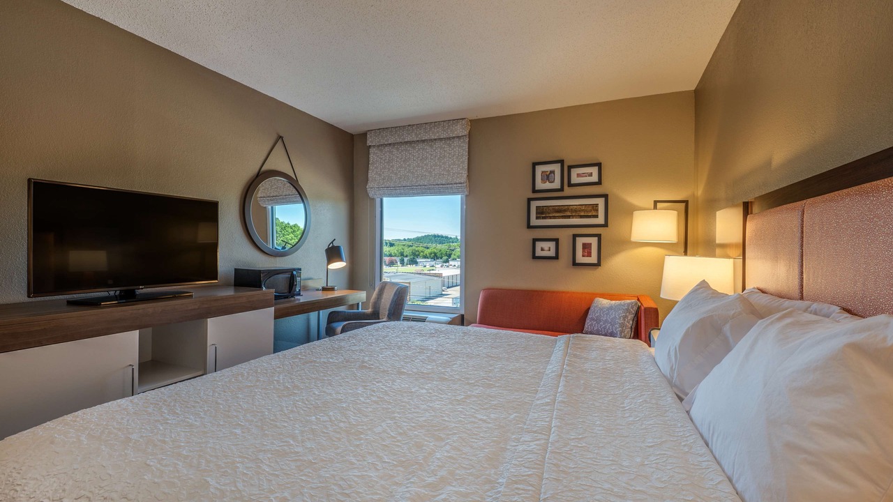 Photo of Bedroom in Wilkesboro