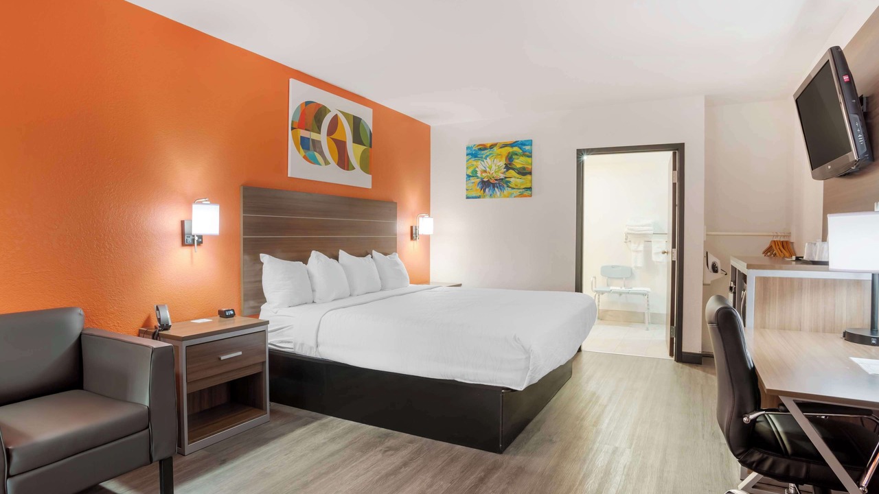 Photo of Bedroom in Barium Springs