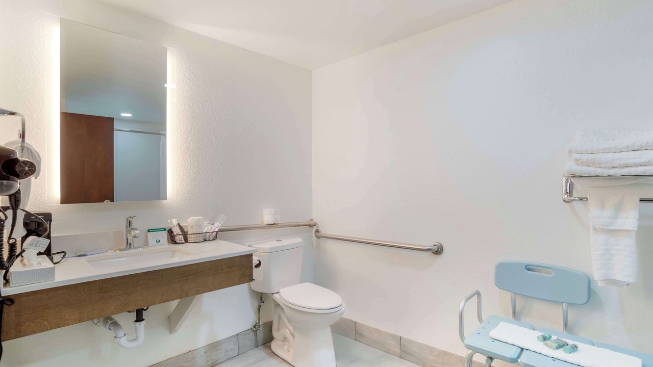 Photo of Bathroom in Barium Springs
