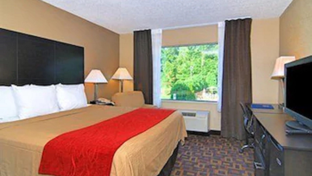 Photo of Bedroom in Boger City