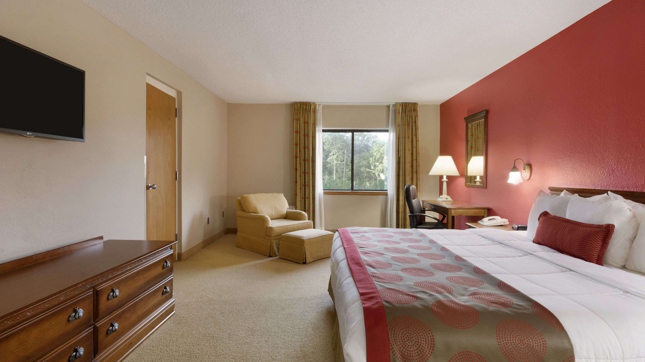 Photo of Bedroom in Southwest Raleigh