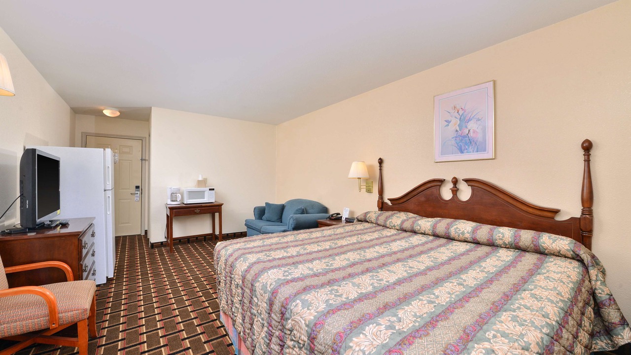 Photo of Bedroom in Albemarle