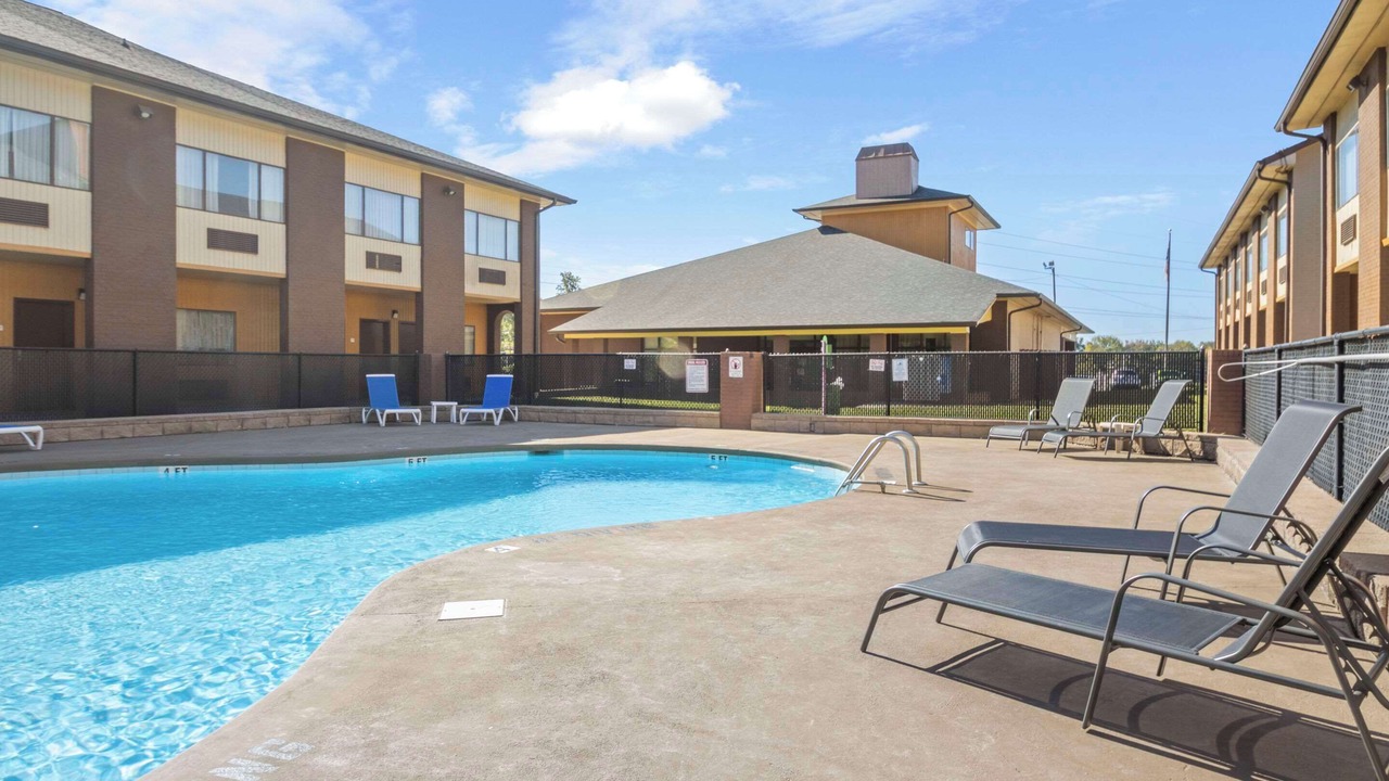 Photo of Outdoor in Hickory