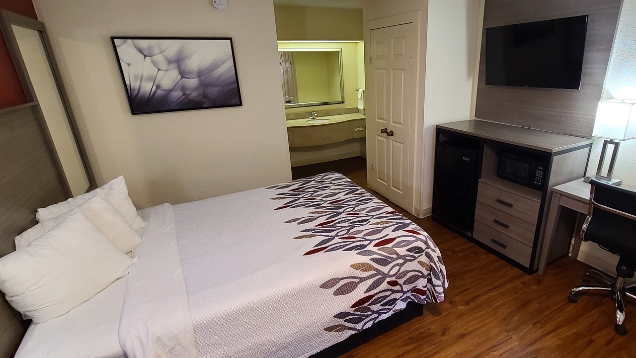 Photo of Bedroom in Cornelius
