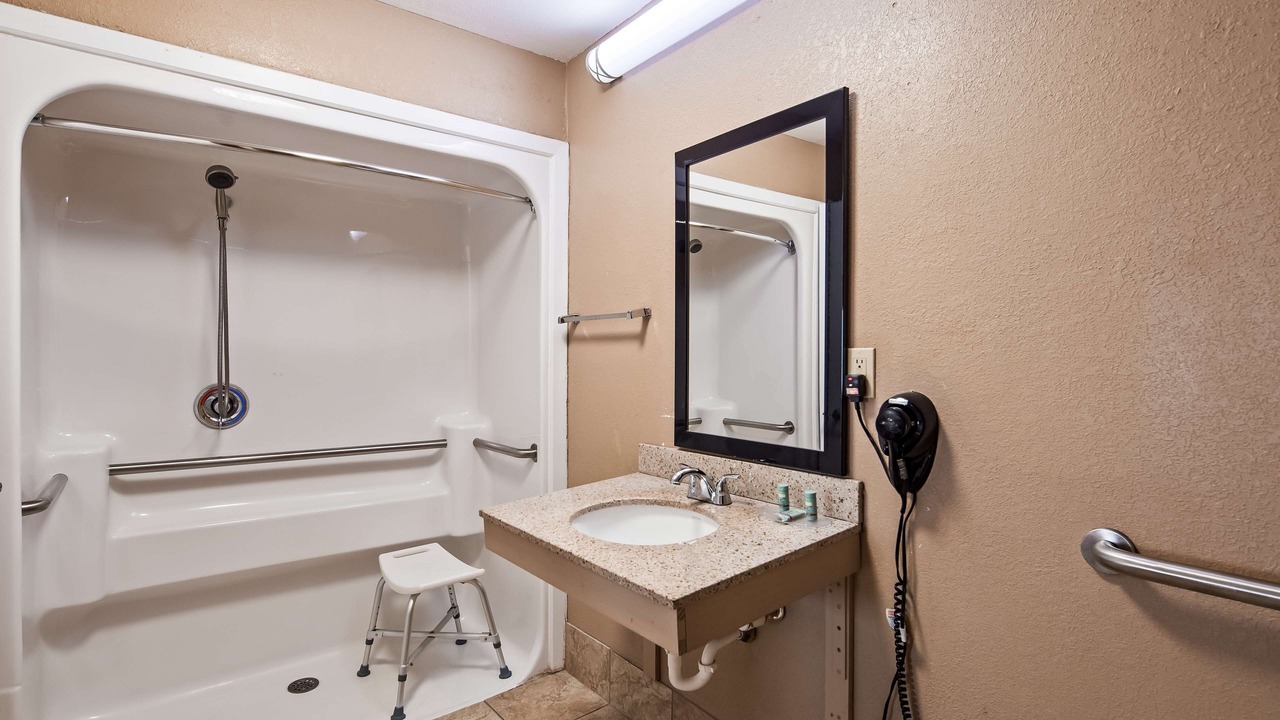 Photo of Bathroom in Lumberton