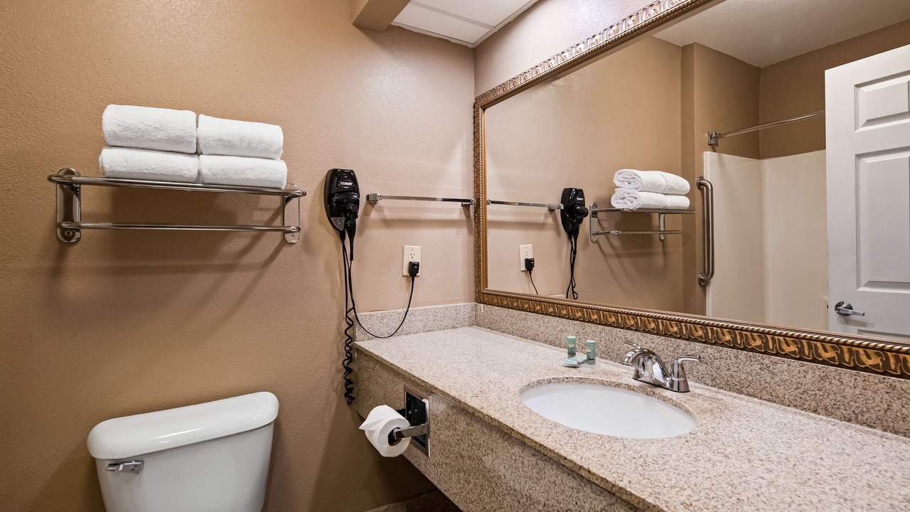 Photo of Bathroom in Lumberton