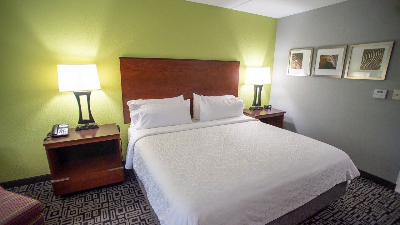 Photo of Bedroom in Hickory