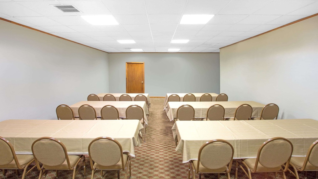 Photo of Others in Dunn