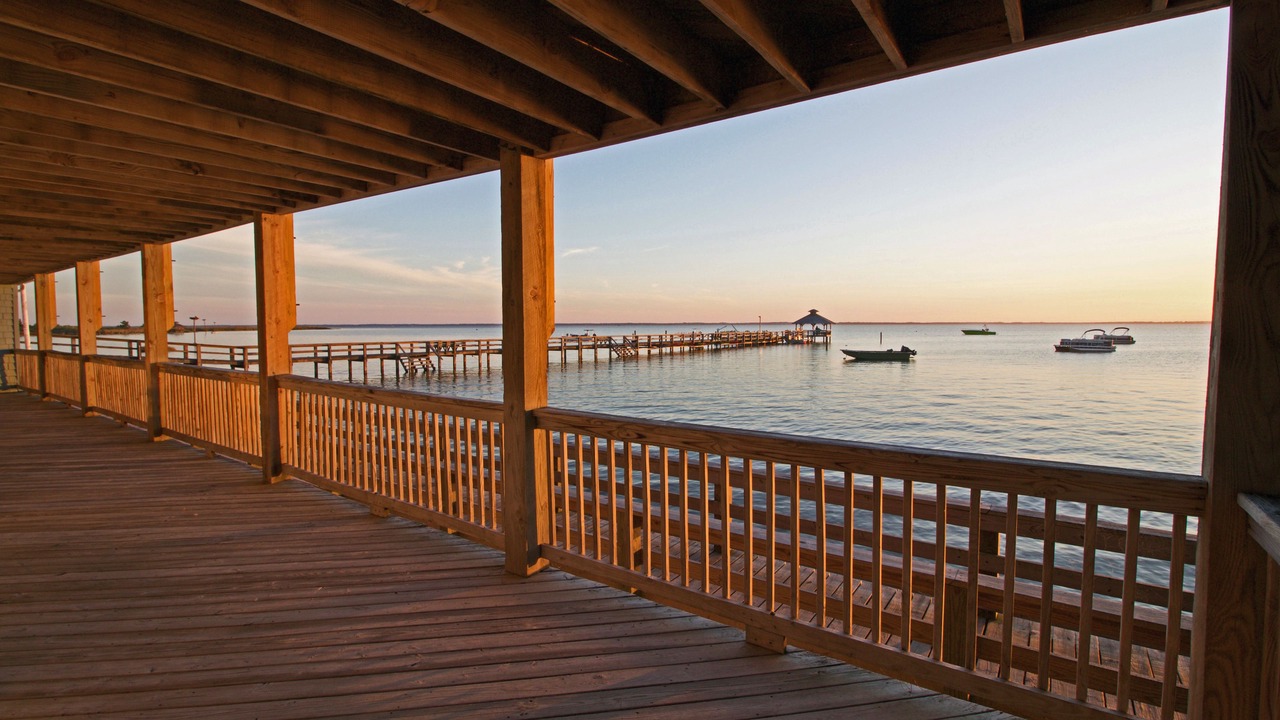 Photo of Outdoor in Corolla Light