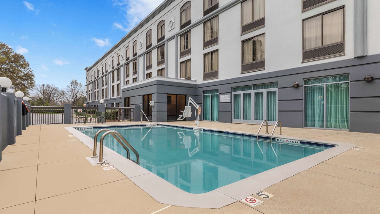 Photo of Outdoor in Executive Park