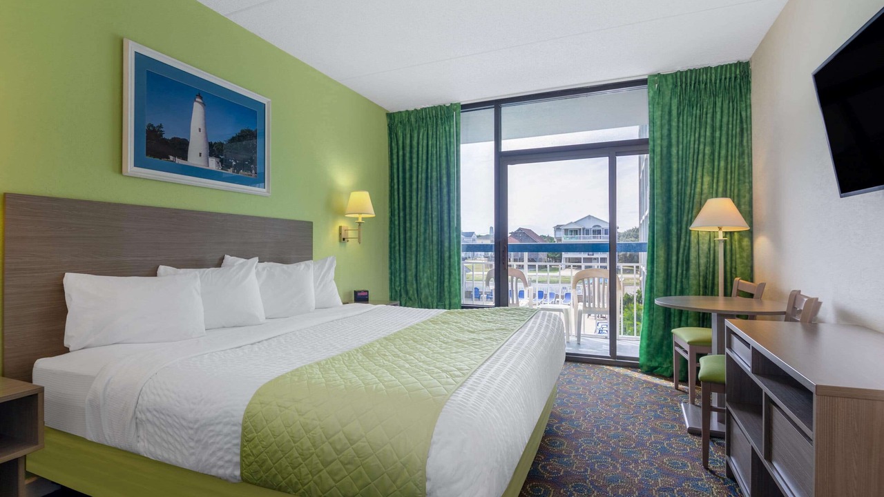 Photo of Bedroom in Kill Devil Hills
