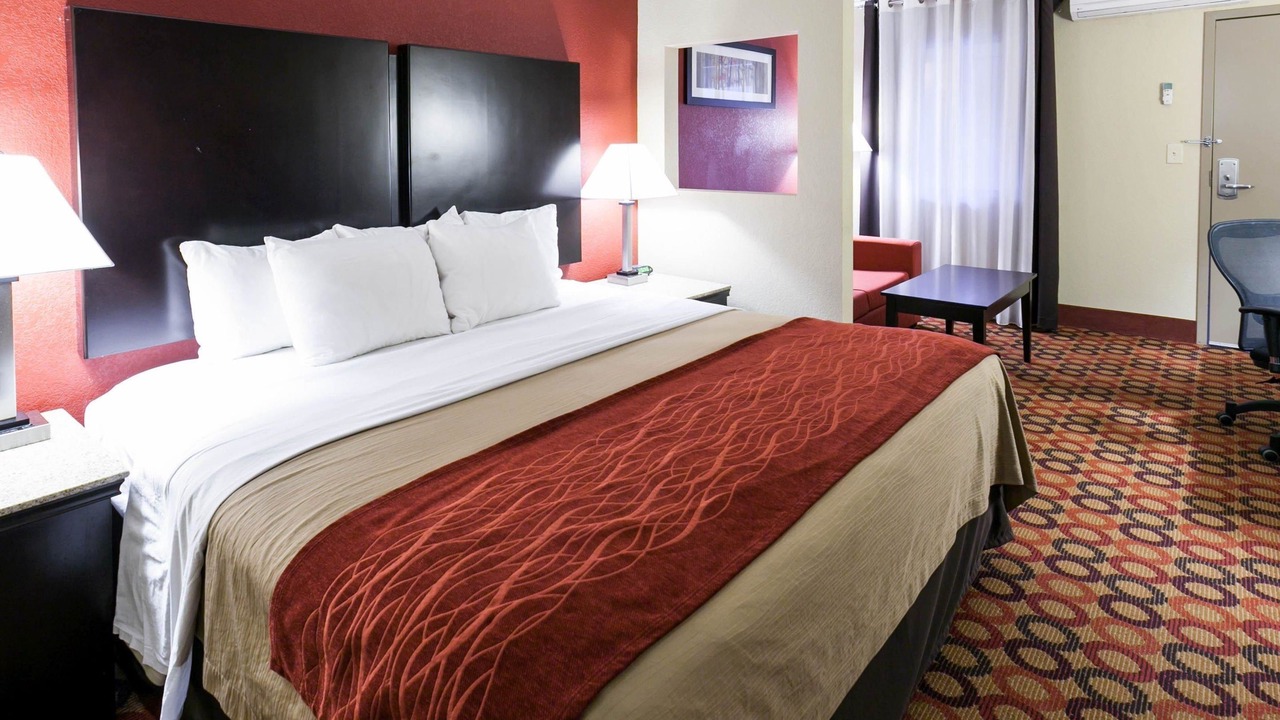 Photo of Bedroom in Barium Springs