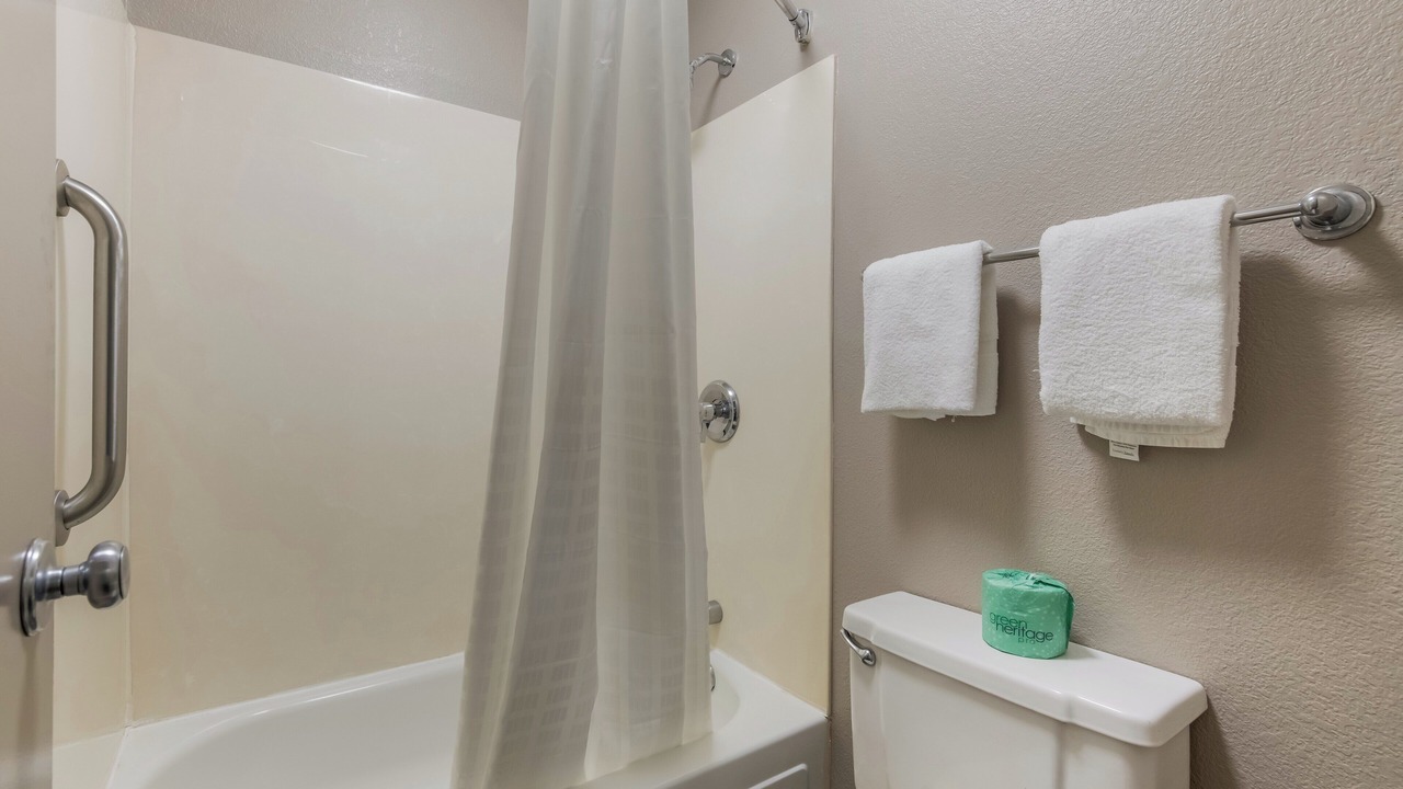 Photo of Bathroom in Hickory