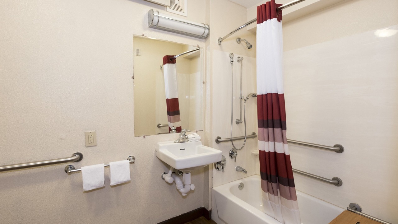Photo of Bathroom in Hickory