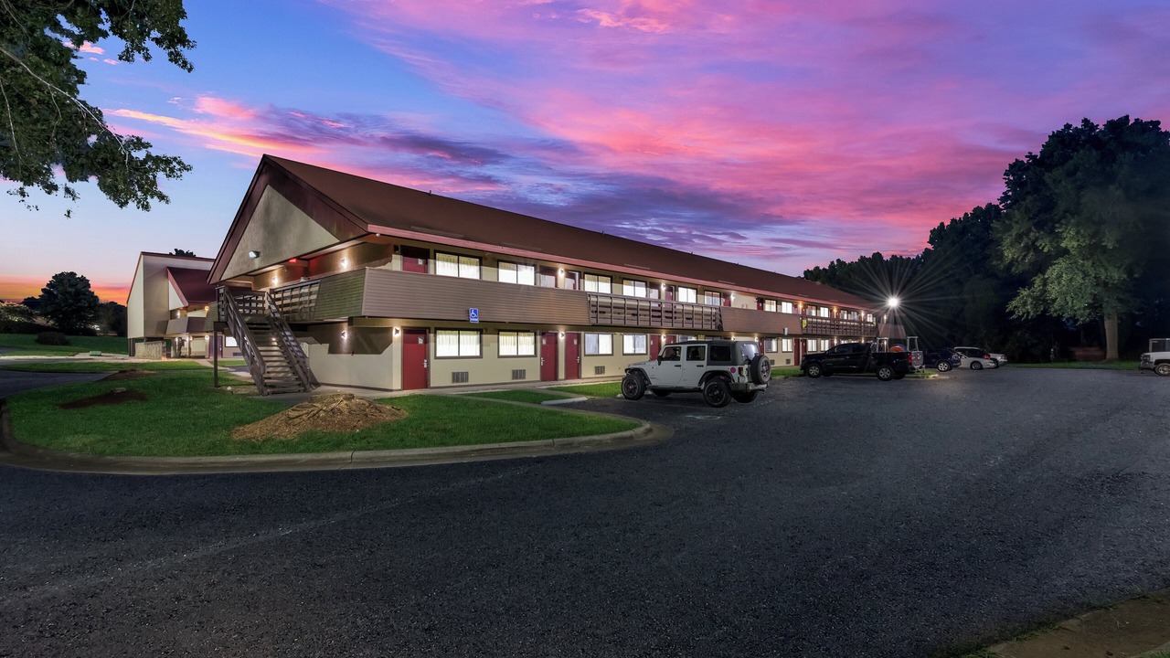Photo of Outdoor in Hickory