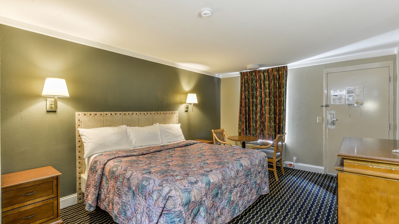 Photo of Bedroom in East Raleigh