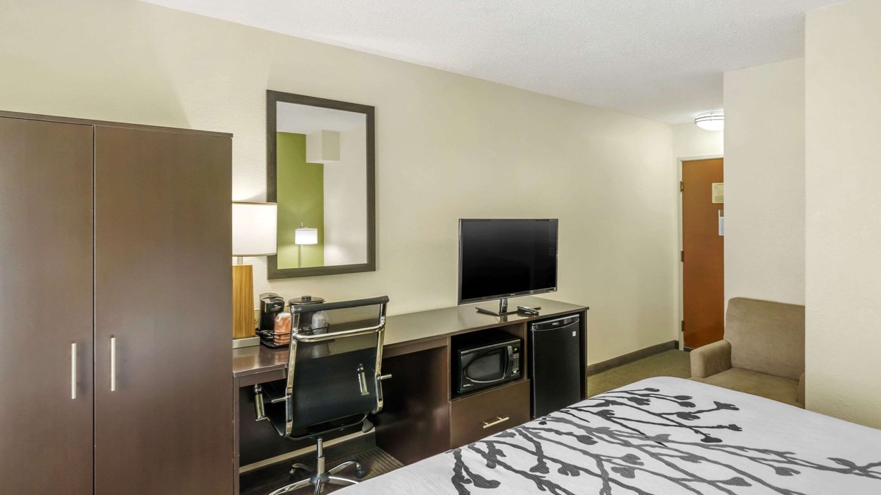 Photo of Bedroom in Hickory