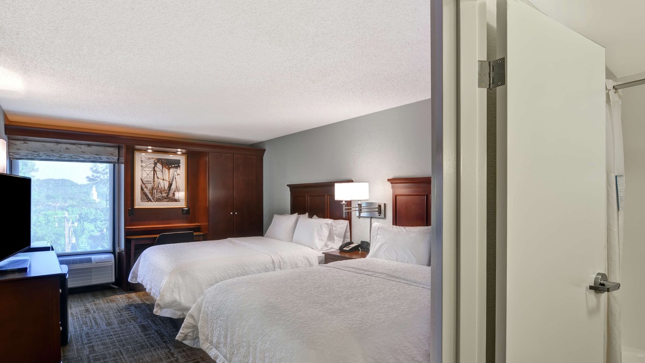 Photo of Bedroom in Homewood
